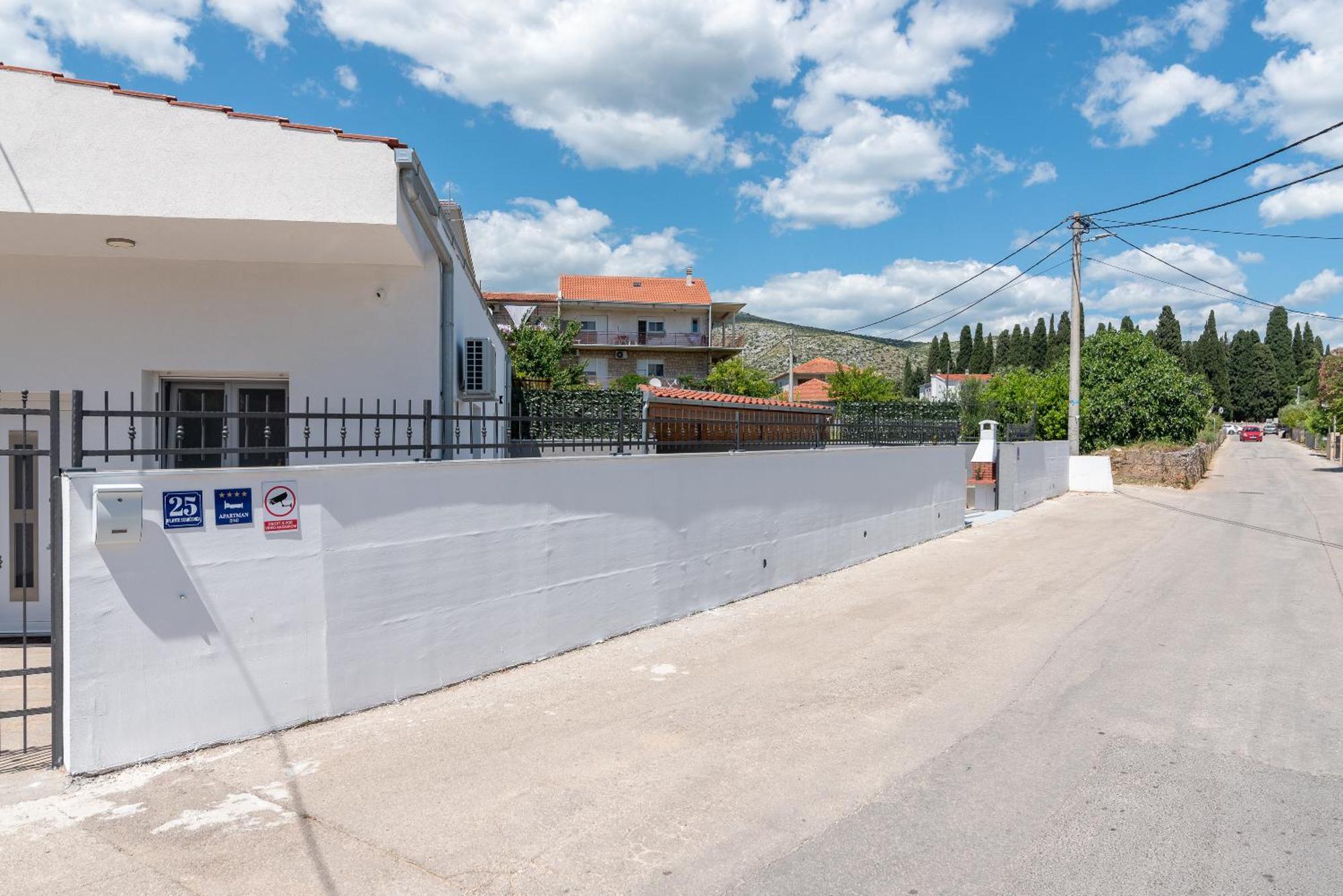 Apartman Dino Trogir Exterior foto